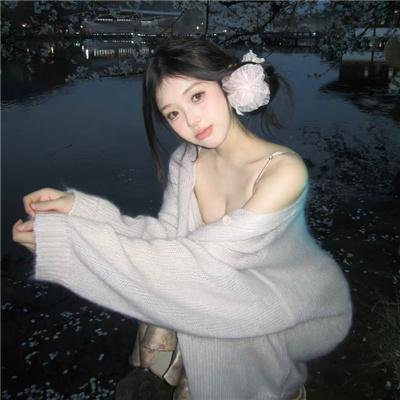 像两滴水